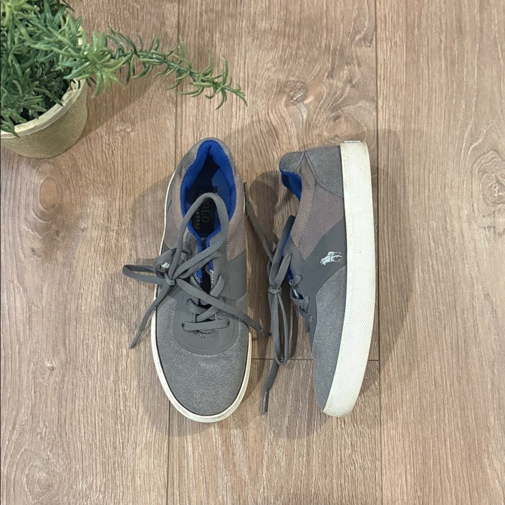 POLO RALPH LAUREN GRAY BOYS SNEAKERS WITH SUEDE SIZE 3.5